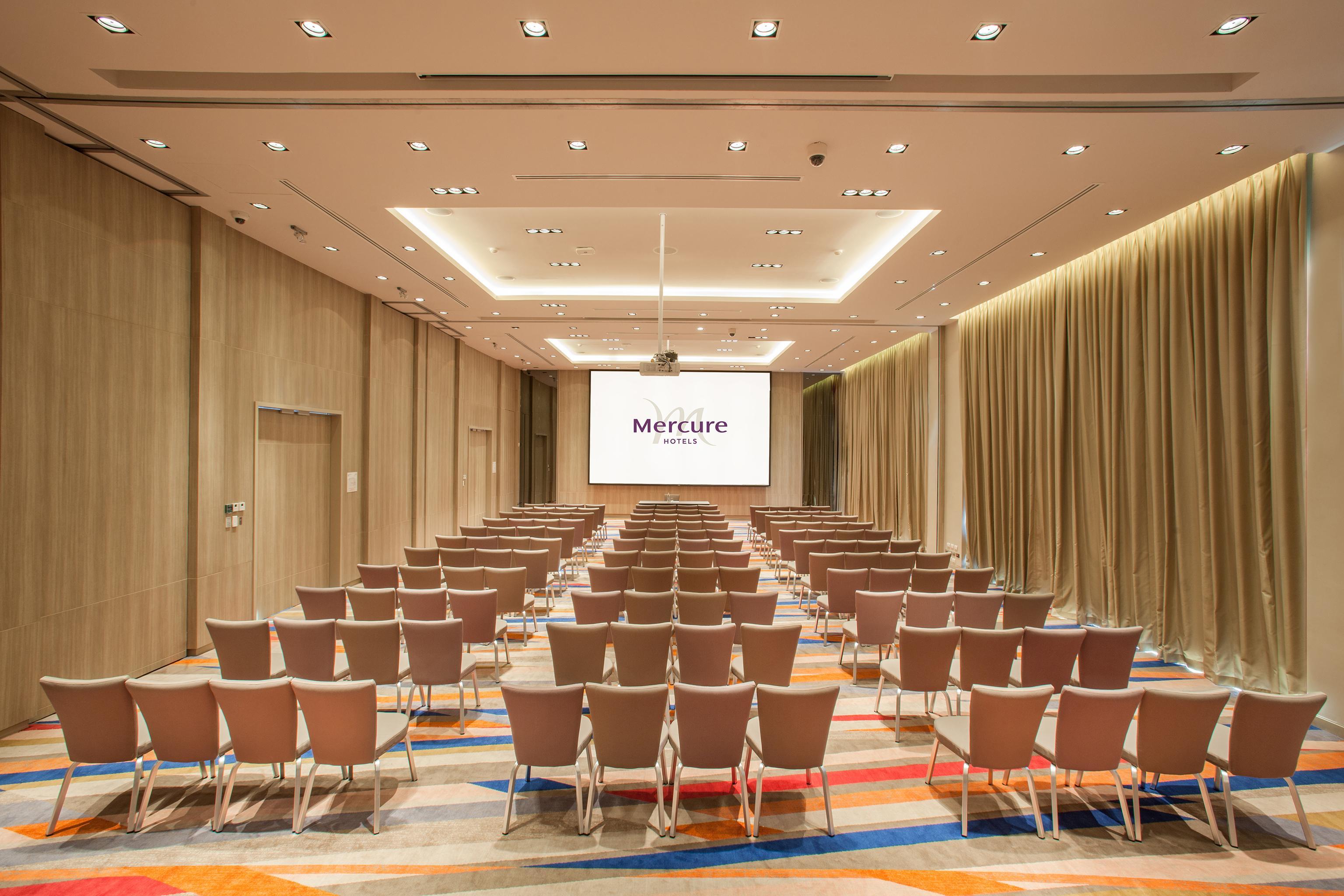 Mercure Pattaya Ocean Resort Buitenkant foto